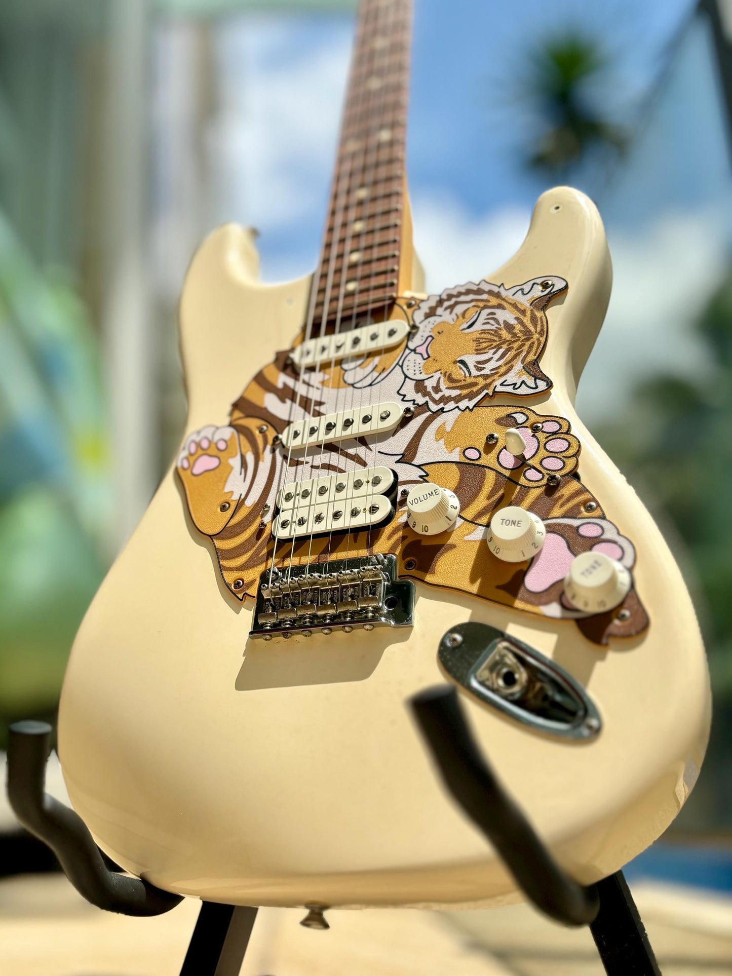 Stratocaster Tiger Pickguard