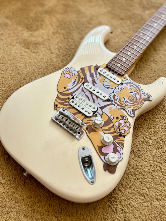 Stratocaster Tiger Pickguard