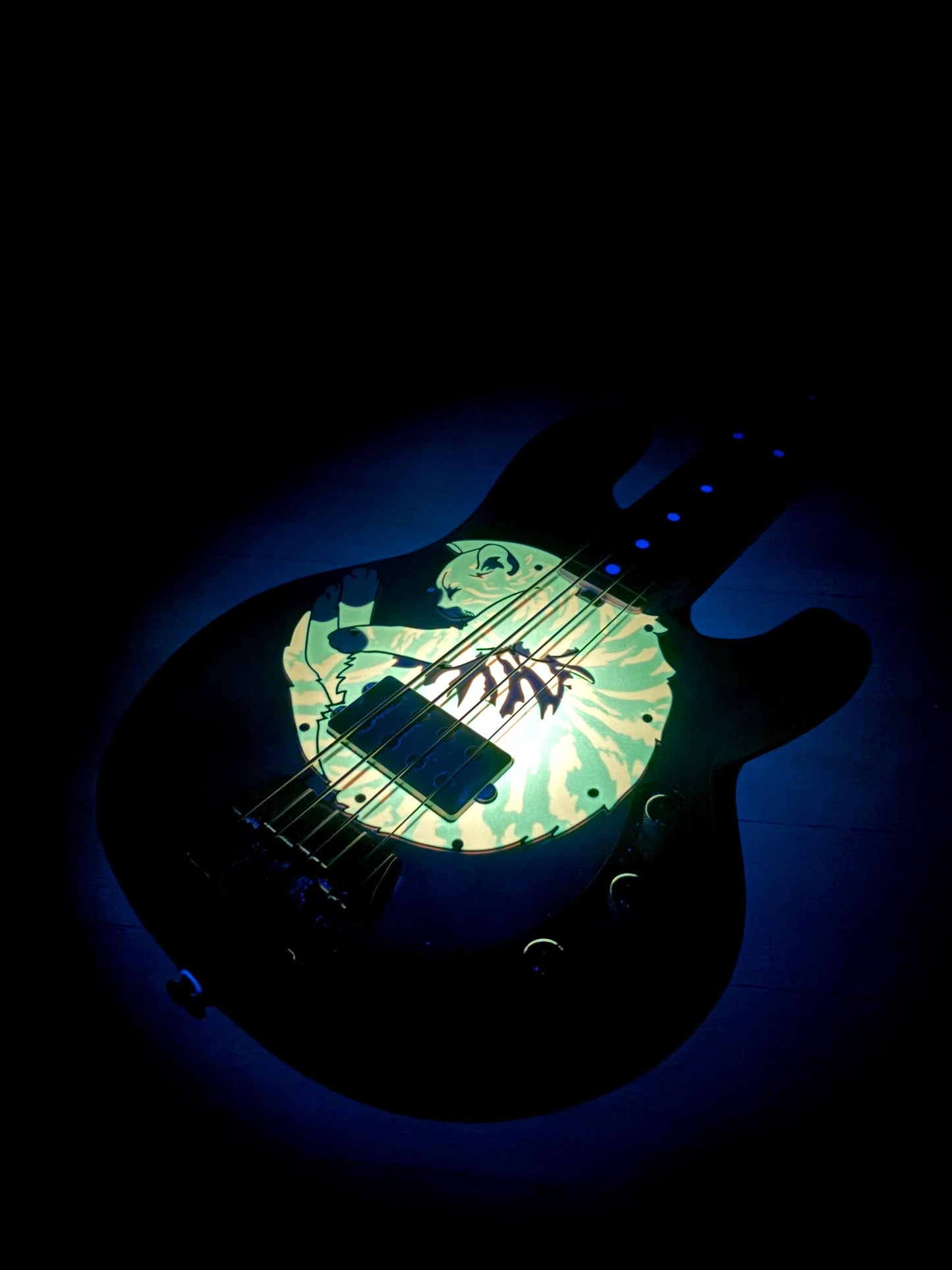 Meowsic Man Stingray Bass Cat Pickguard