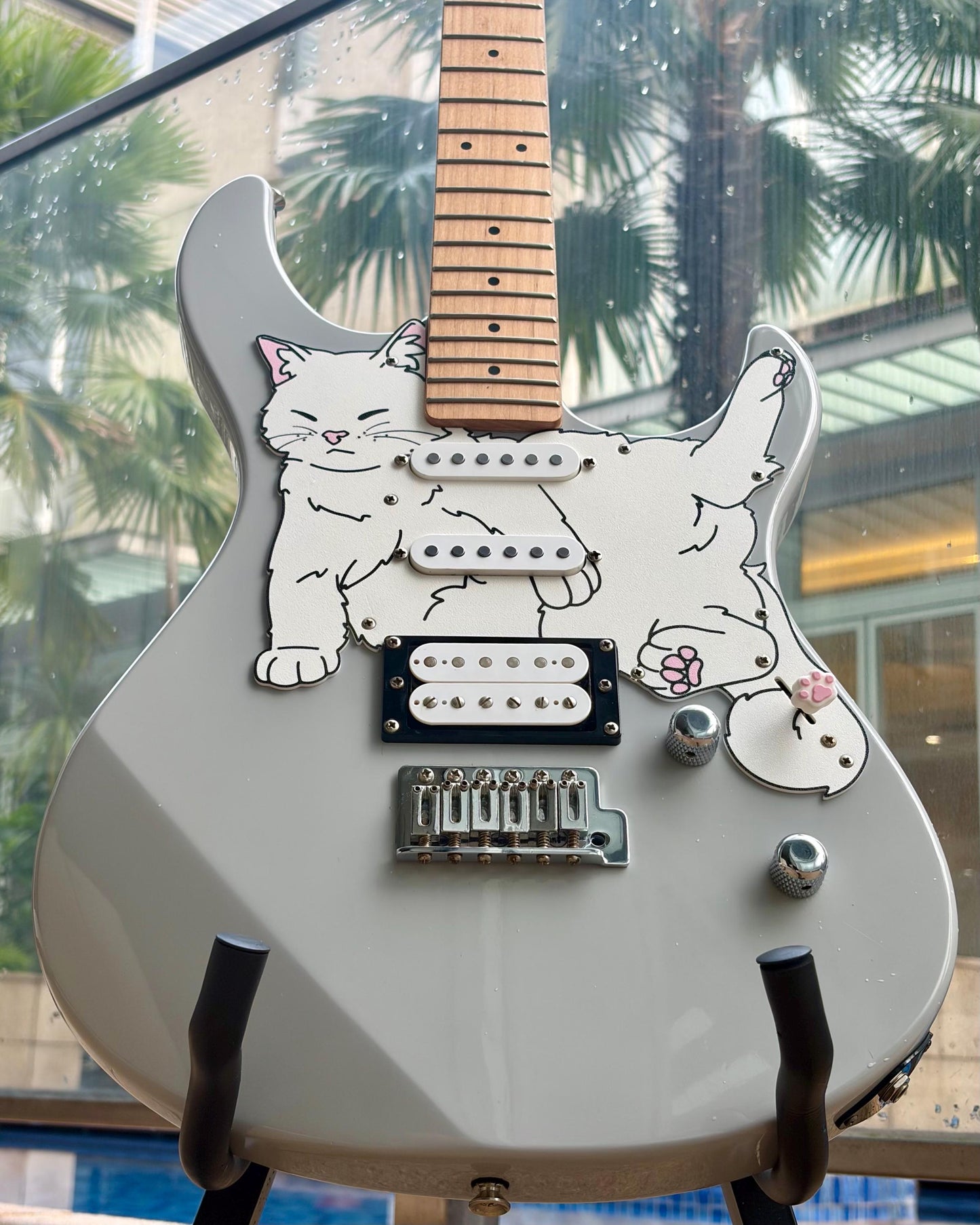 Cat guitar pickguard for Yamaha Pacifica 112V | Yamaha Stratocaster / Superstrat | "Stratocatster" | Fun guitar gift