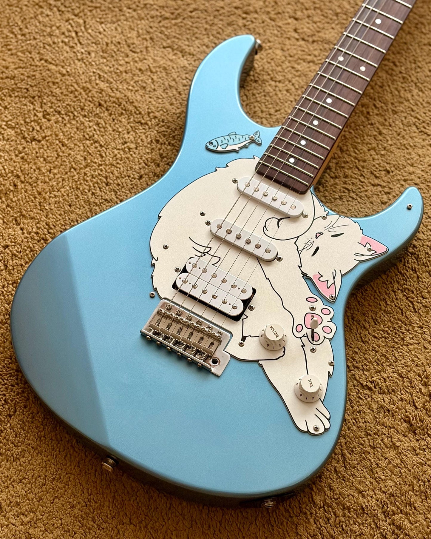 Cat guitar pickguard for Yamaha Pacifica 112J | Yamaha Stratocaster / Superstrat | "Stratocatster" | Fun guitar gift
