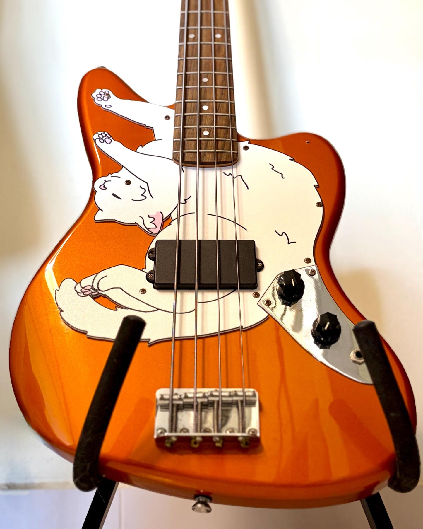 Jaguar Cat Pickguard - Custom 3D Printed Pickguard for Squier Affinity Jaguar Bass