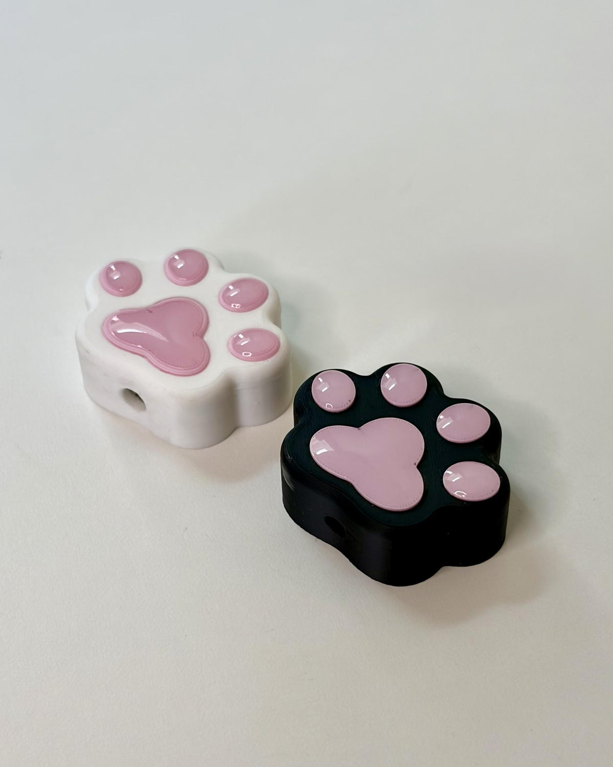 Cat Paw Pedal Toppers | 3D Printed Pink Kitty Paw for Guitar Pedals