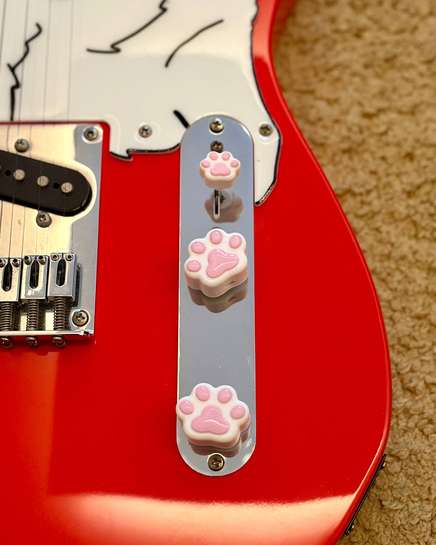 Cat Paw Guitar Knobs & Switch Covers